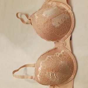 VINCE CAMUTO BRA 34C